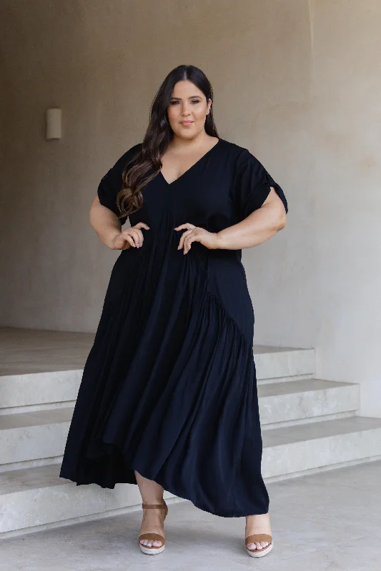 flared skirt maxi dress-Peak Maxi Dress | Black