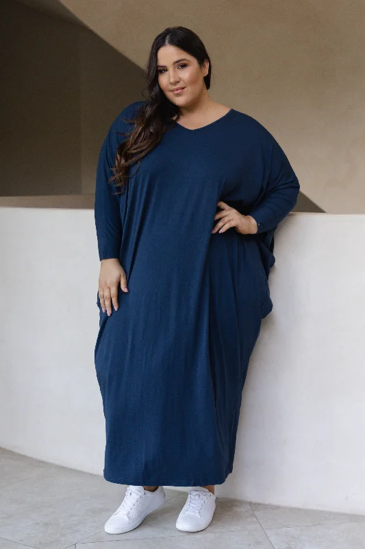 sleeveless bodycon maxi dress-Long Sleeve Maxi Miracle Dress | Navy