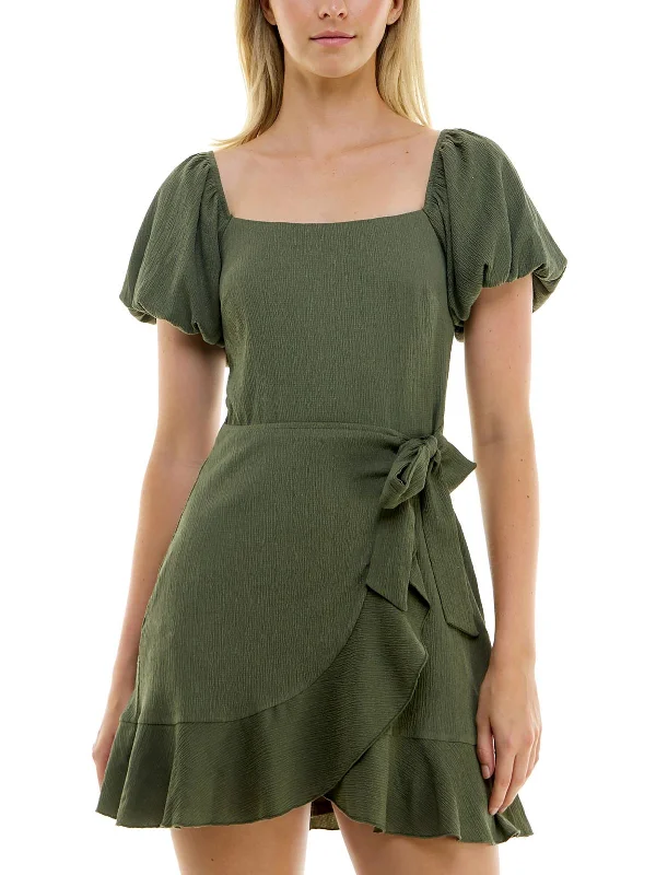 A-line mini dress-Juniors Womens Daytime Mini Fit & Flare Dress