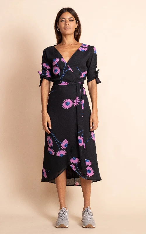 V-neck boho midi dress-Olivera Midi Dress in Pink Daisy on Black