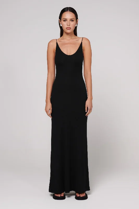 maxi dress with sleeves-Louise Maxi Dress - Black