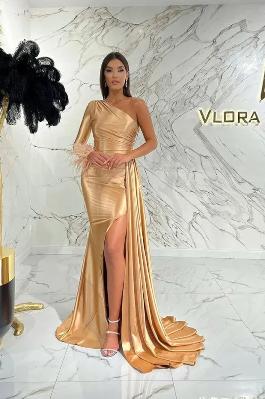 deep V-neck evening dress-Elegant One-Shoulder Long Sleeve Mermaid Prom Dress with Feathers and Slit