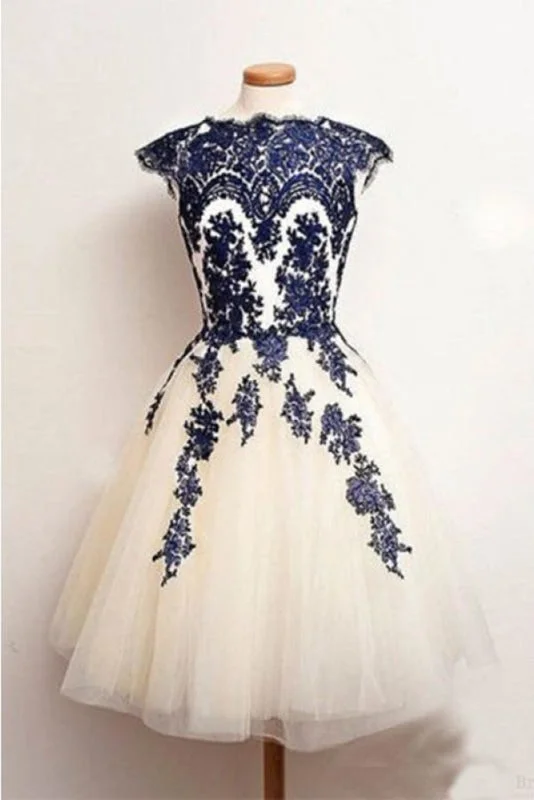 evening dress for prom-Knee Length Lace Applique Short Tulle Prom A Line Ivory Homecoming Party Dresses