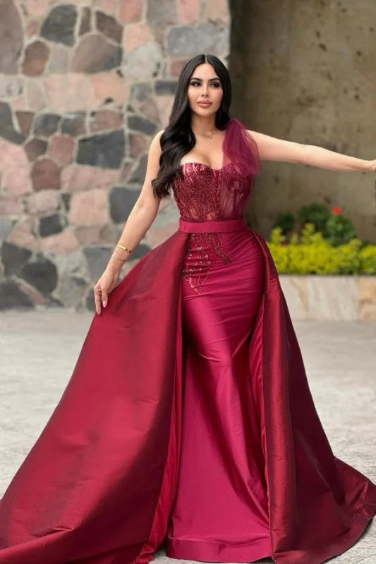 sweetheart neckline evening dress-Red Long A-Line Prom Dress with Sequin Beads