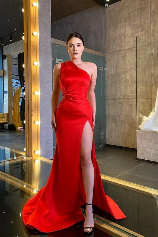 elegant long sleeve evening gown-Red One-Shoulder Sleeveless Mermaid Prom Dress with Split