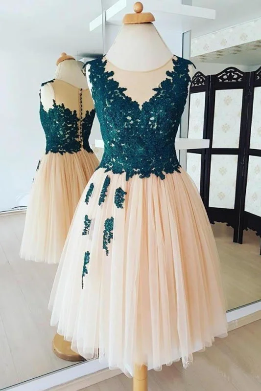 evening dress with lace appliqué-Pretty Short Dresses Lace Top Tulle Sleeveless Homecoming Dress