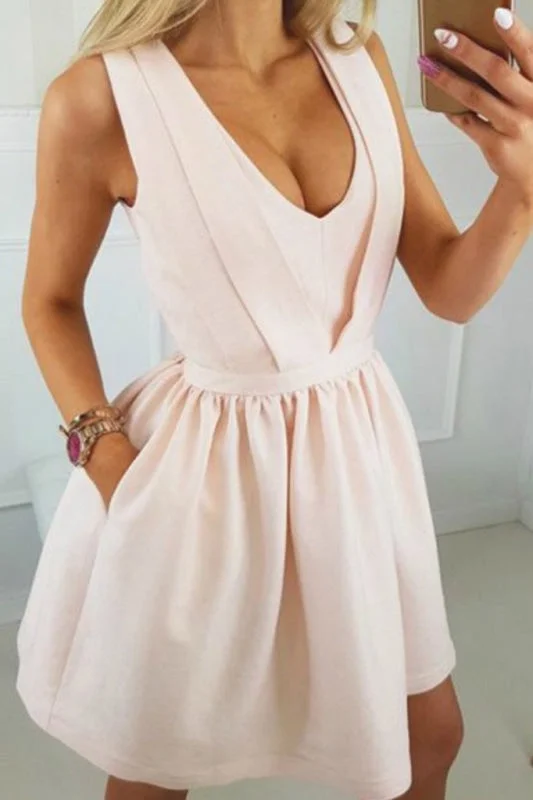 pleated evening gown-Unique V Neck Satin Homecoming Pocket Short Prom Dress with Open Back