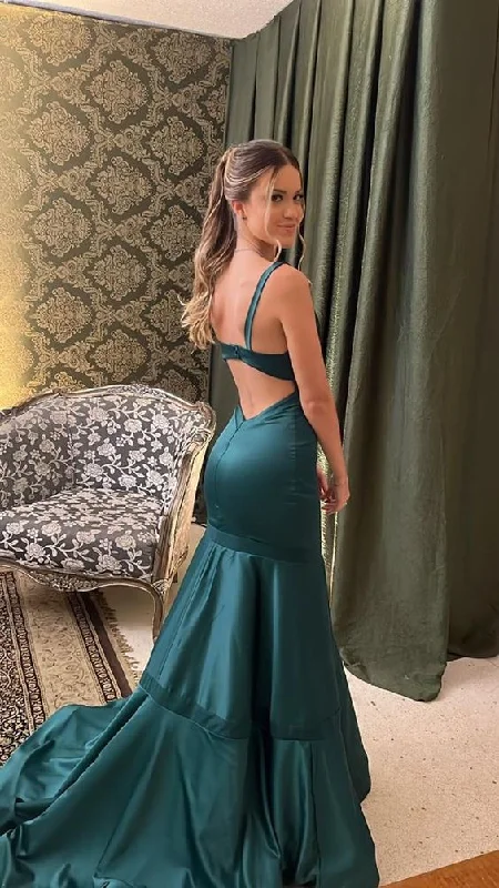 bodycon evening dress-Attractive Green Prom Dresses | Classy Backless Prom Dresses     S5325