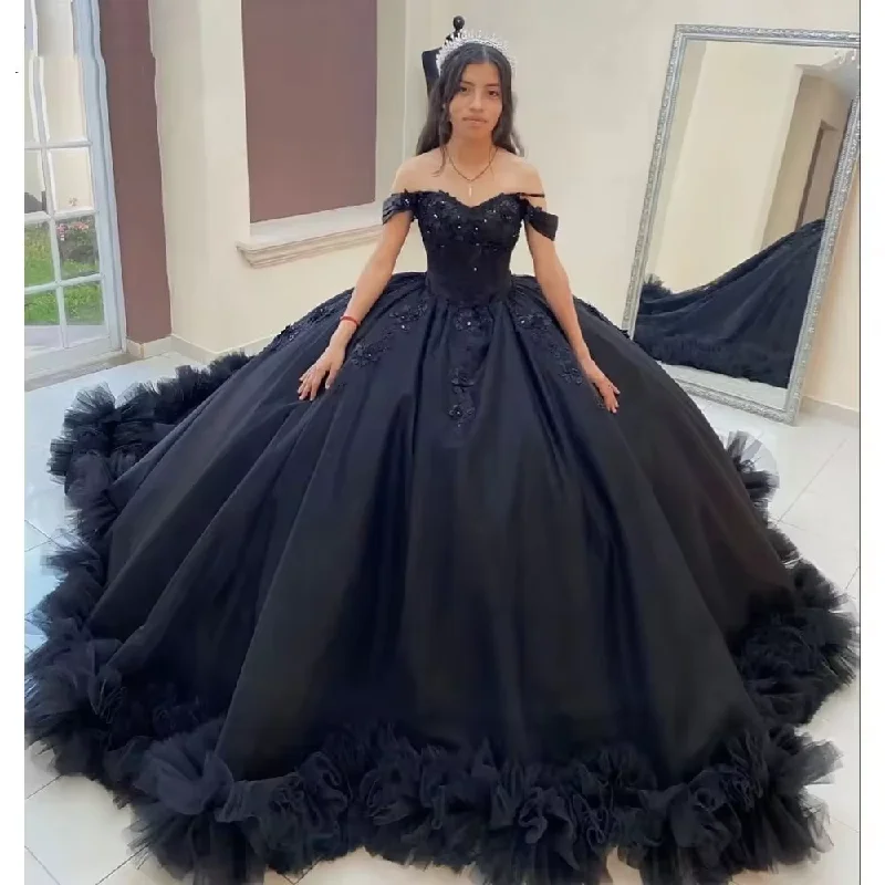 fit and flare evening dress-Black Quinceanera Dresses 3D Flower Beading Lace Ruffles Pleat Tulle Vestidos De 15 Anos Birthday Party Prom Corset