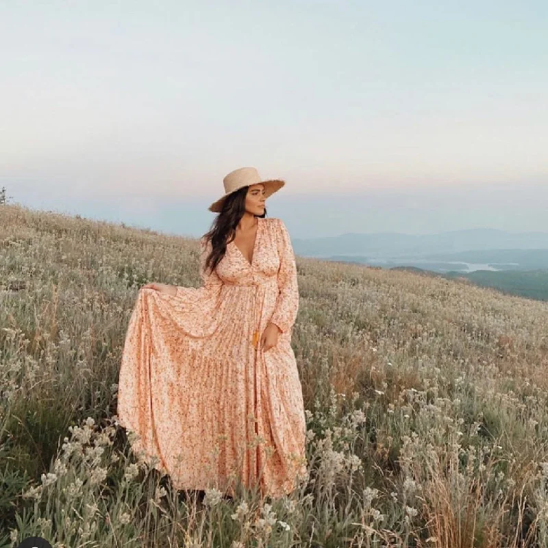 scalloped hem evening dress-Coven and Co Peach Posie Gown