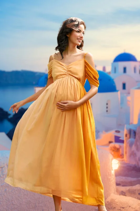 velvet long evening dress-Luxe Appealing Golden Off-Shoulder Maternity Photoshoot Gown