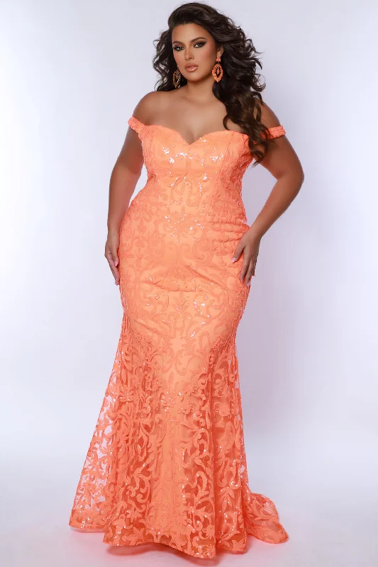 evening gown with sheer overlay-High Class Fitted Gown